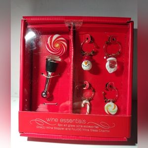 Wine Essentials 5 Piece Art Glass Wine Accessories.